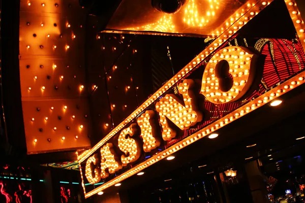 romawibet live blackjack table with HD camera feed and dealer